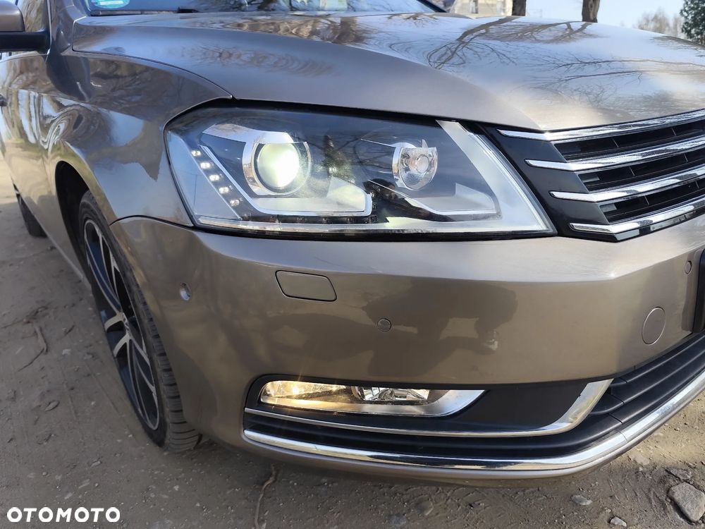 Volkswagen Passat 2.0 TDI Sportline DSG - 18