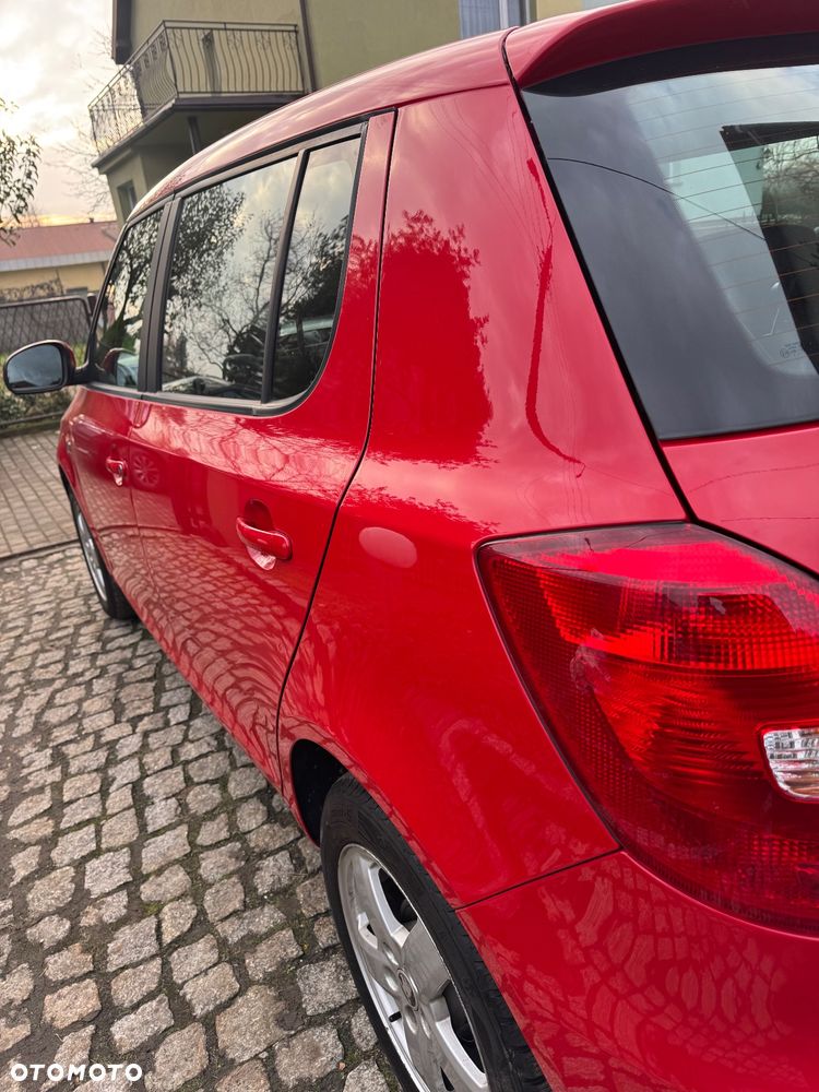 Skoda Fabia 1.4 16V Active Plus - 7