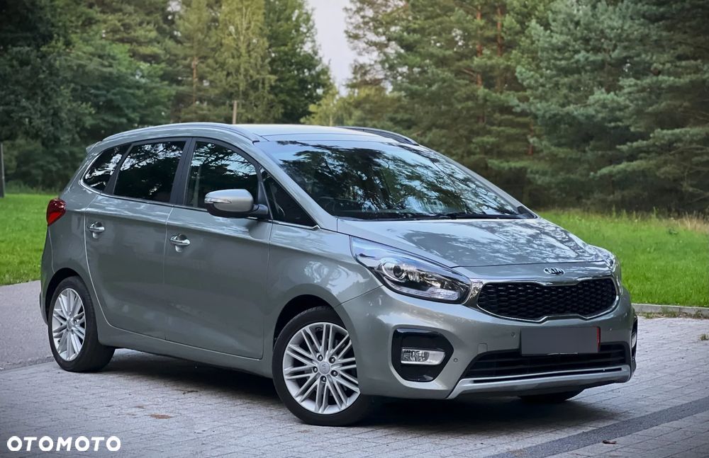 Kia Carens 1.7 CRDi 115 Dream-Team Edition - 13