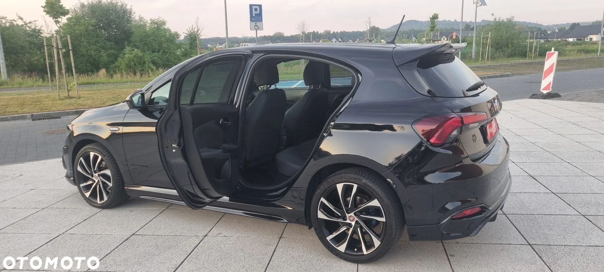 Fiat Tipo 1.4 T-Jet 16v Sport - 11