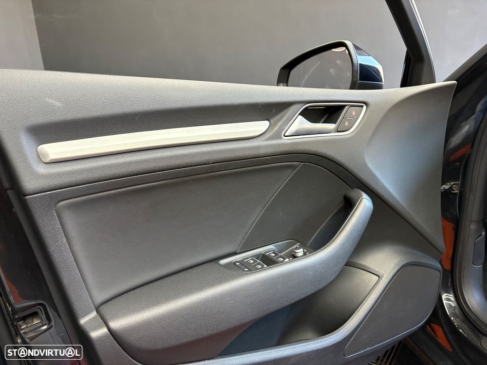 Audi A3 Limousine 2.0 TDI S line Sport Pack - 33
