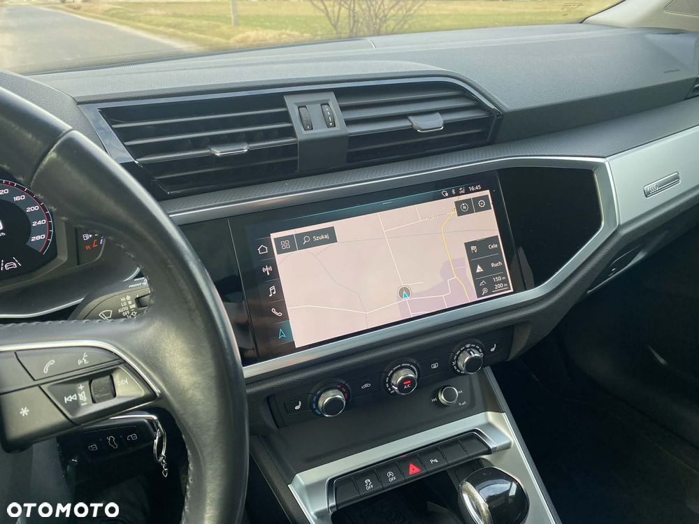 Audi Q3 2.0 TDI S tronic - 19