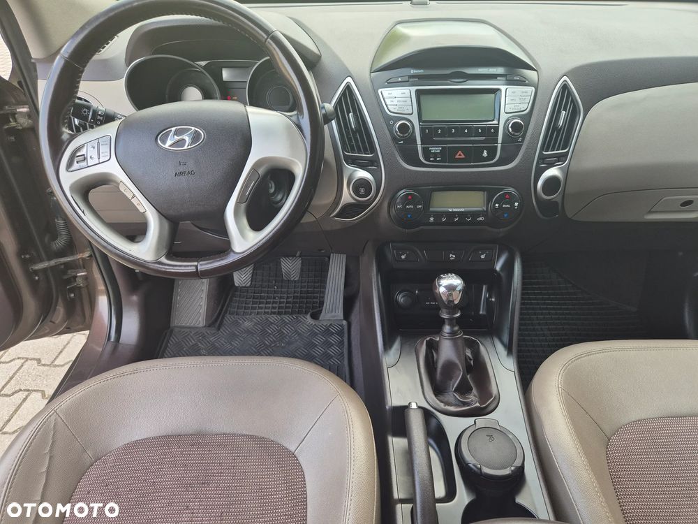 Hyundai ix35 2.0 CRDi 4WD Premium - 14