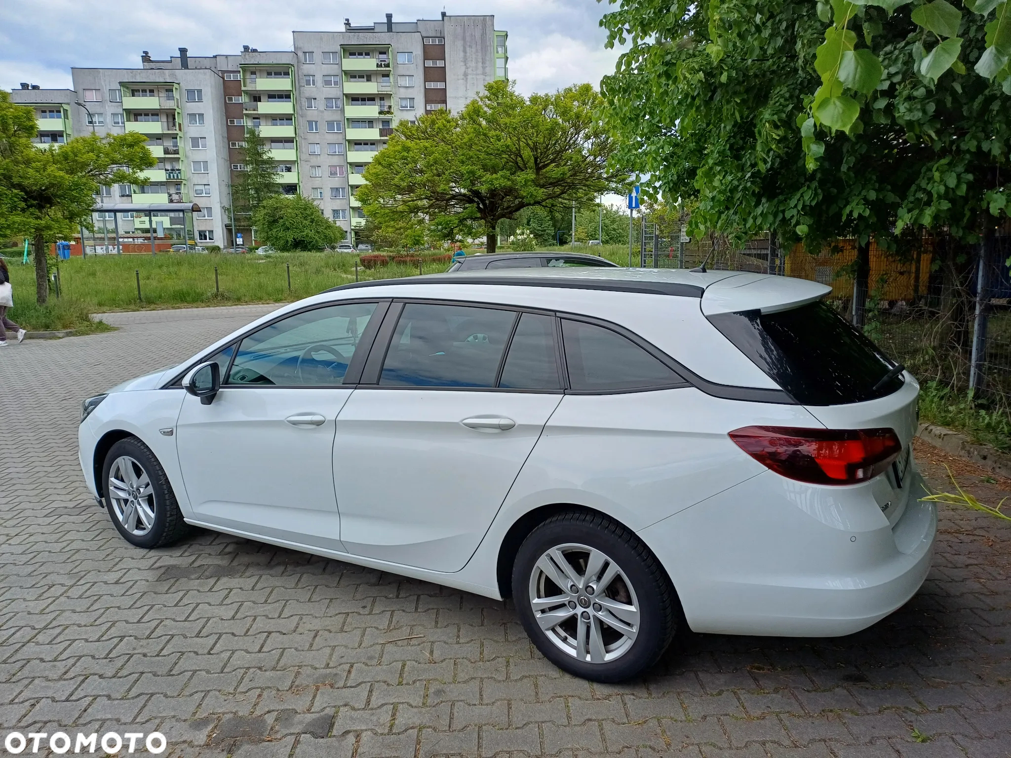 Opel Astra V 1.6 CDTI Enjoy S&S - 4