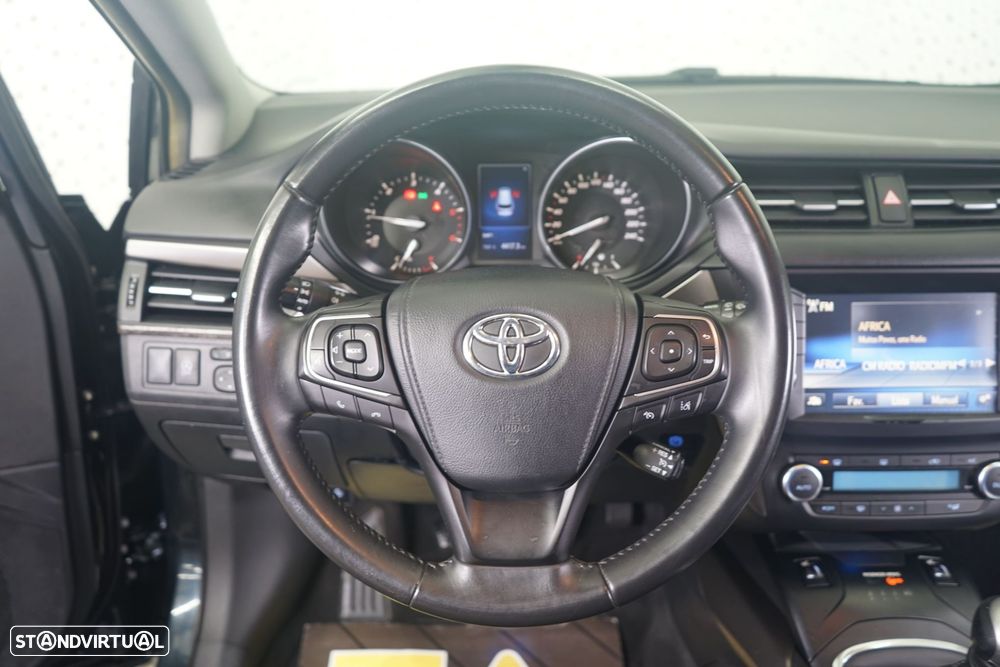 Toyota Avensis Touring Sports 2.0 D-4D Exclusive - 19