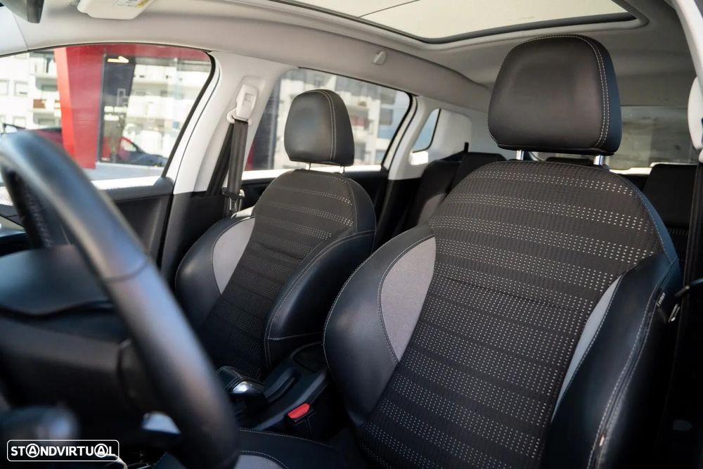 Peugeot 2008 1.6 BlueHDi Allure - 27