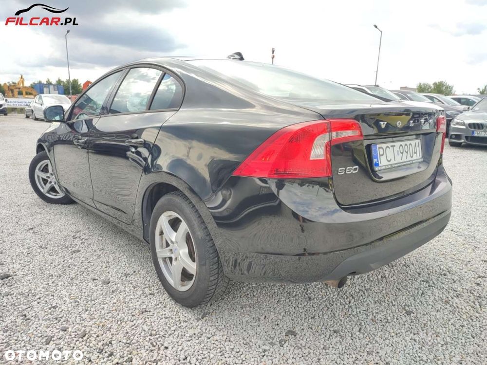 Volvo S60 - 4