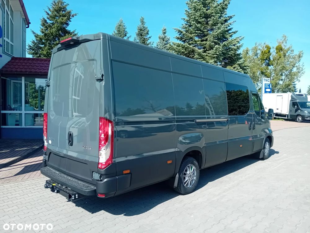 Iveco DAILY 35S18HV L4H2 3.0 180KM Brygadowy - 2