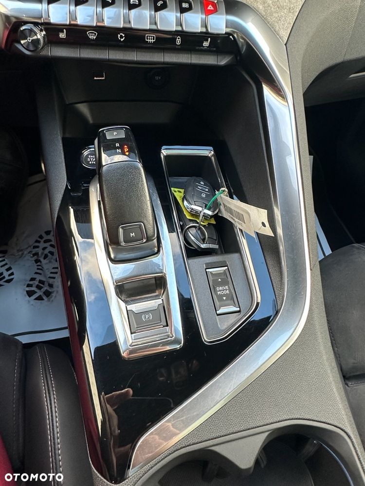 Peugeot 5008 BlueHDi 180 EAT8 GT - 16