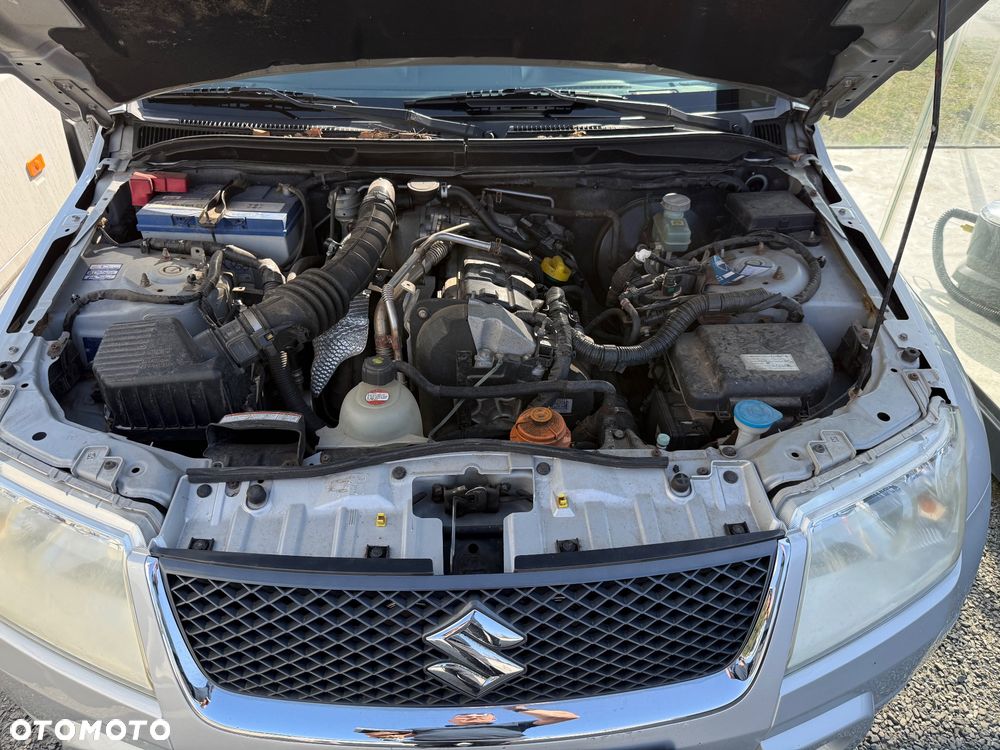 Suzuki Grand Vitara 1.9 DDiS - 6