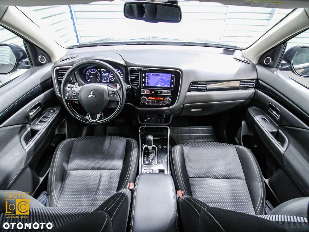 Mitsubishi Outlander 2.0 Instyle Navi 4WD CVT - 5
