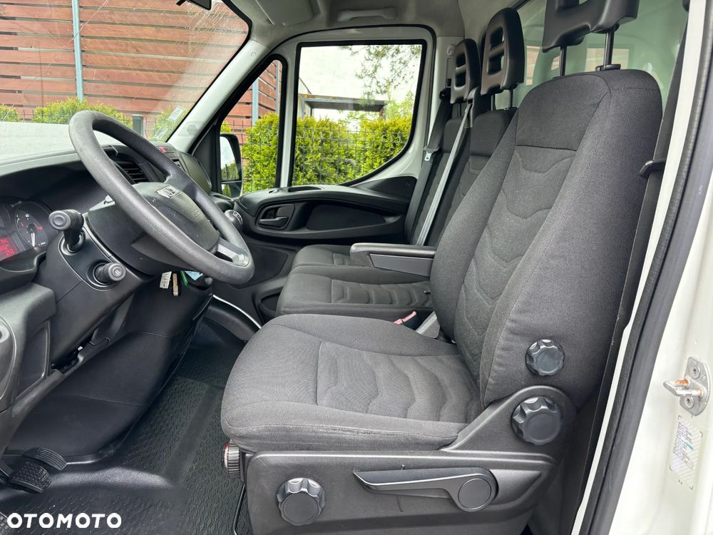 Iveco Daily 35C15**Kontener**Winda**Klima**Sprowadzony - 12