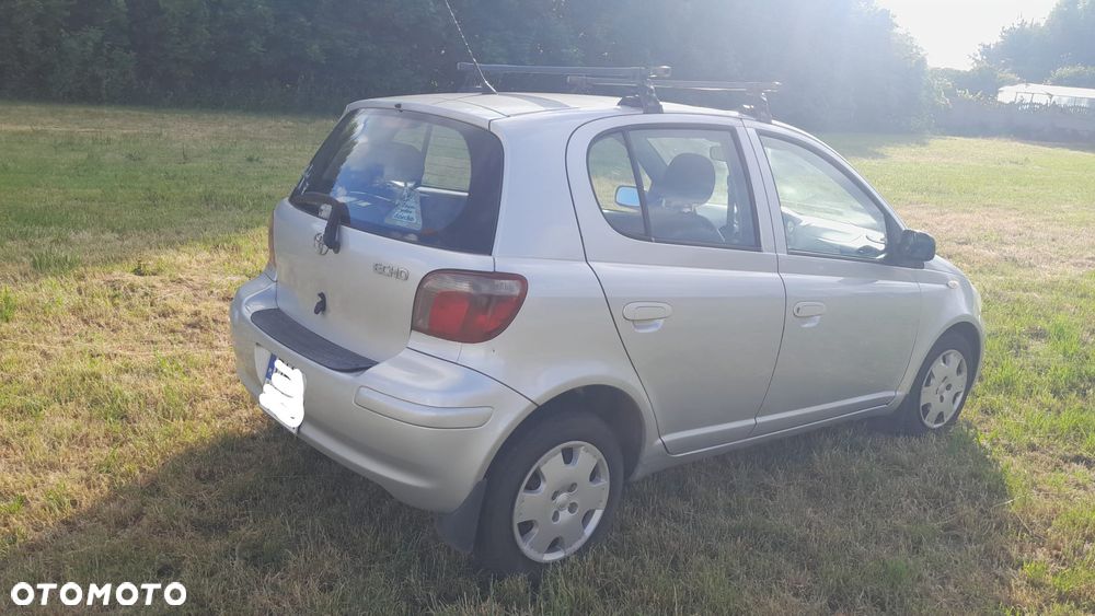 Toyota Yaris - 3