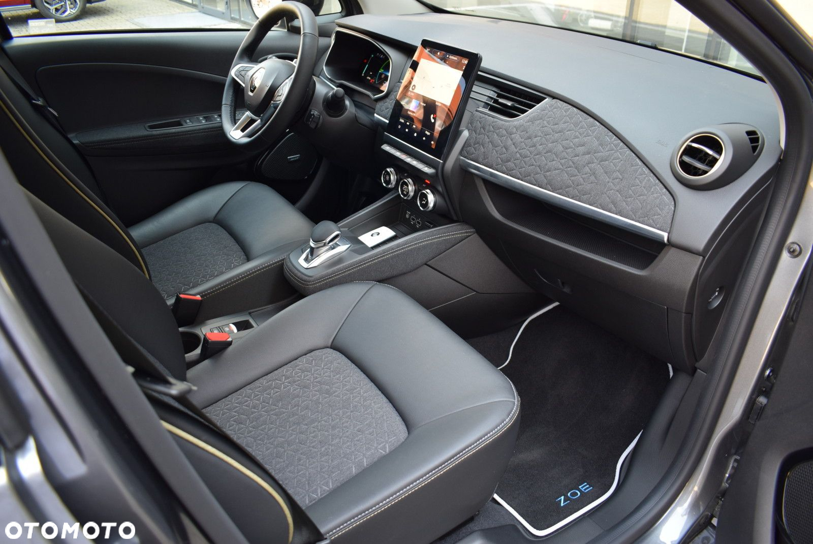 Renault Zoe R135 Z.E 50 Iconic - 12
