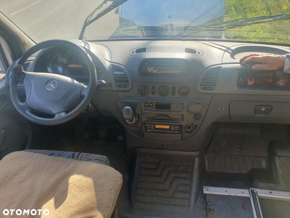 Mercedes-Benz Sprinter 411 - 9