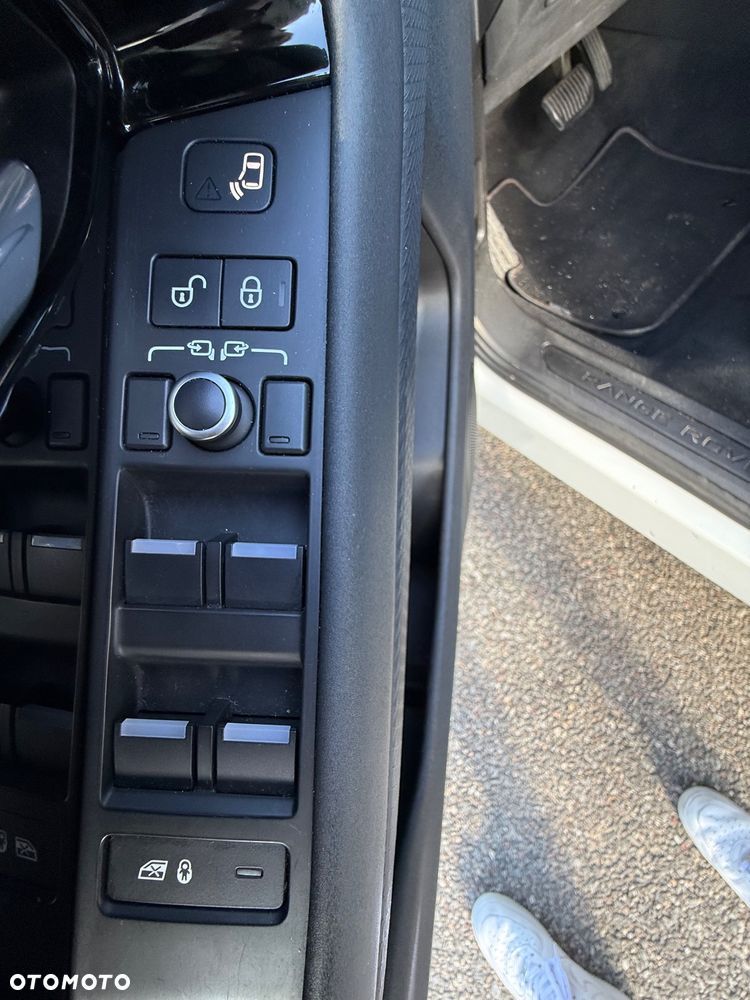 Land Rover Range Rover Evoque - 11