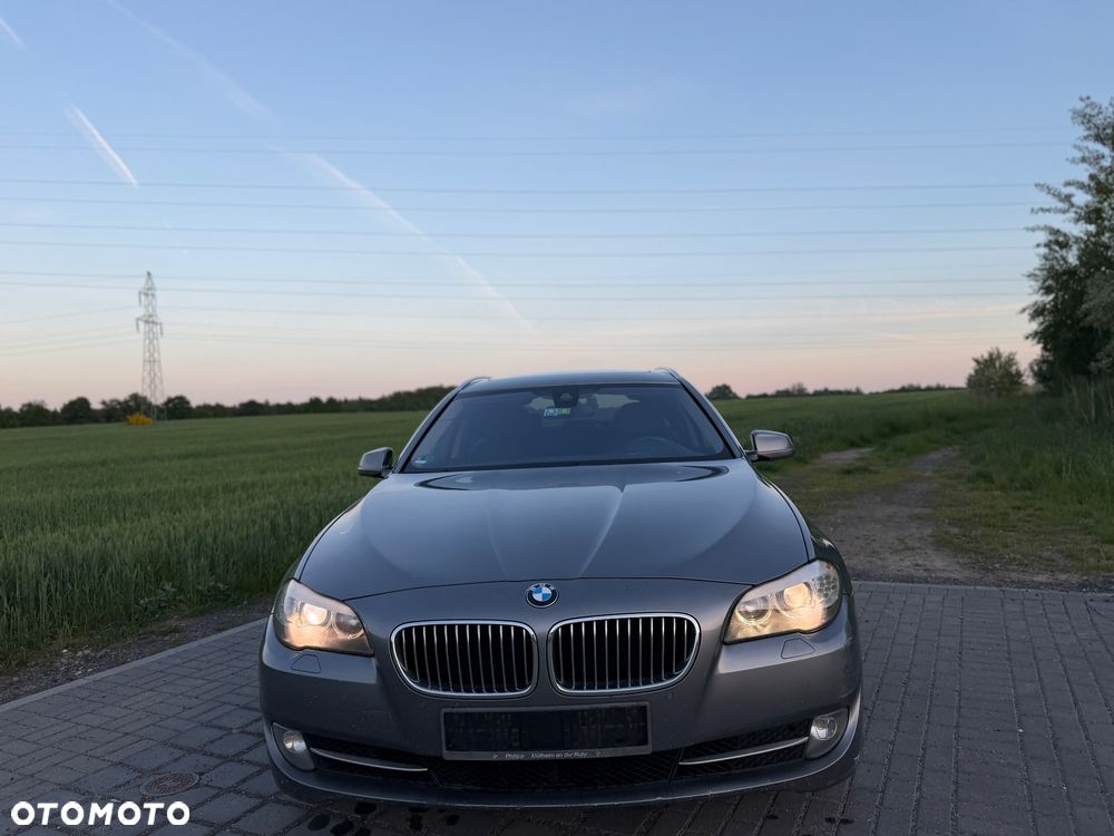 BMW Seria 5 535d xDrive Sport-Aut Luxury Line - 9