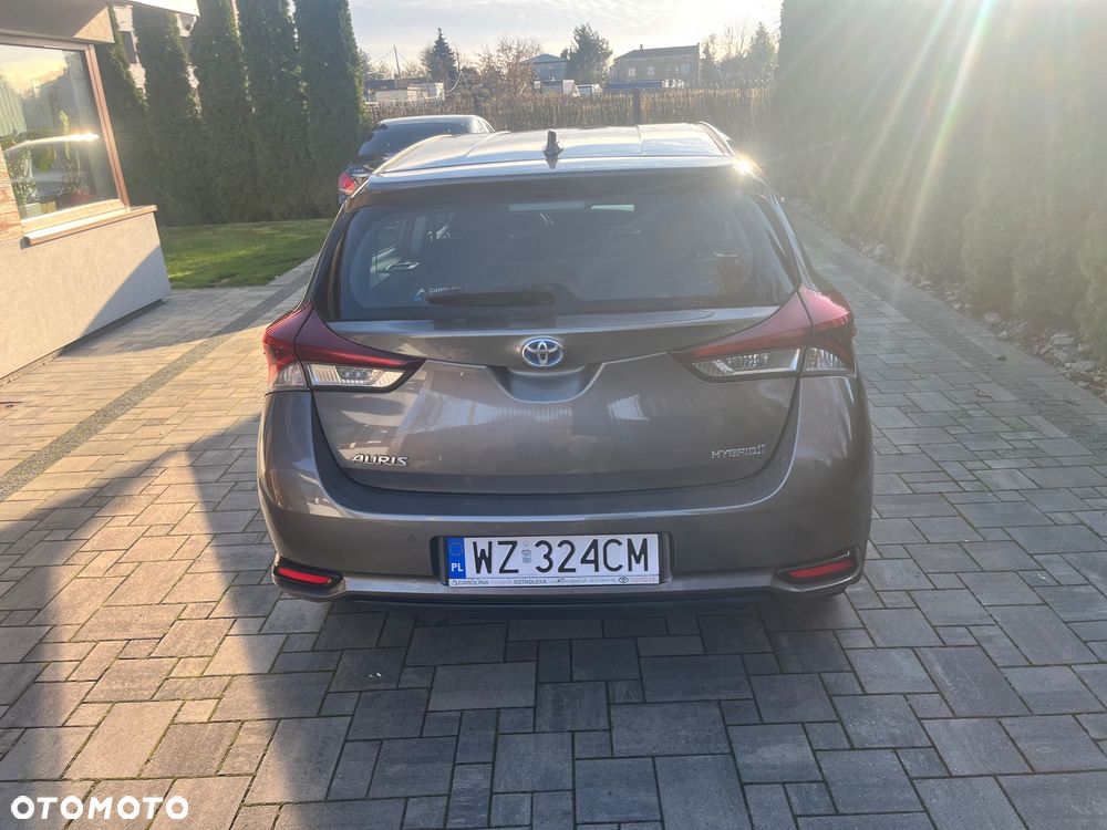 Toyota Auris Hybrid 135 Comfort - 5