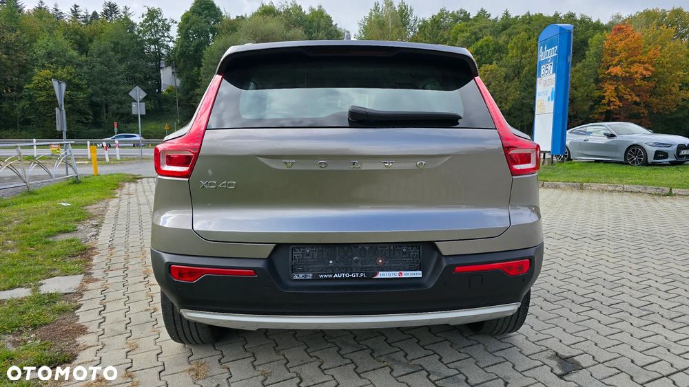 Volvo XC 40 T5 Plug-In Hybrid Momentum Pro - 28