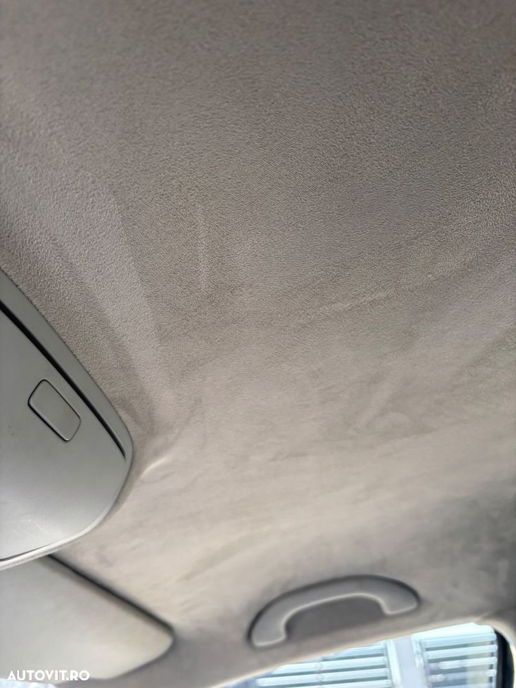 Volkswagen Jetta 1.6 FSI Comfortline - 9