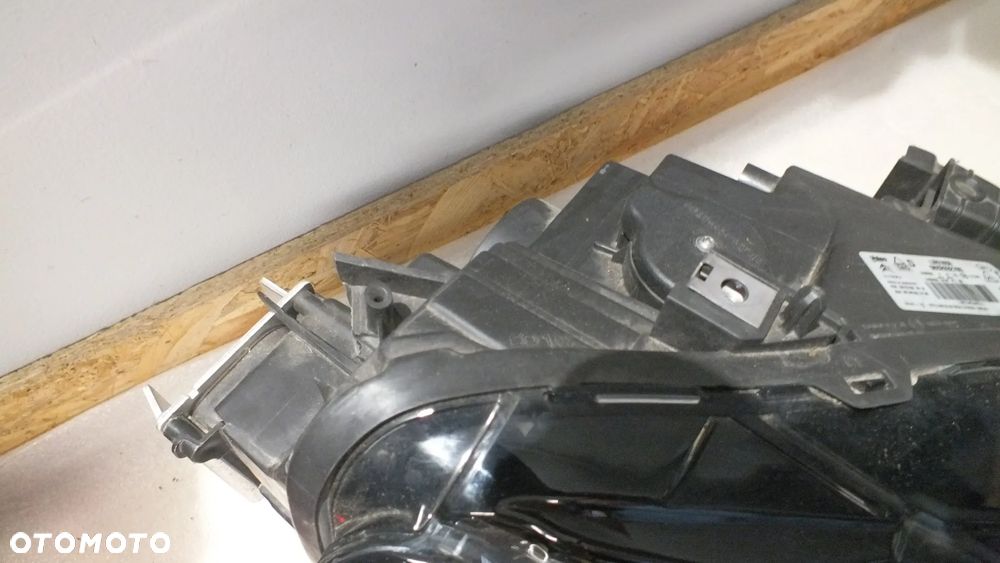 Lampa przednia prawa Citroen Berlingo IV Lift 9852932780 - 5