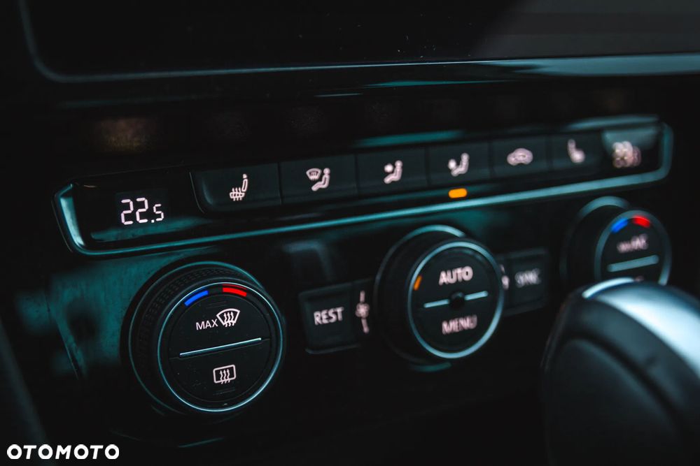 Volkswagen Passat 2.0 TDI EVO Business DSG - 14