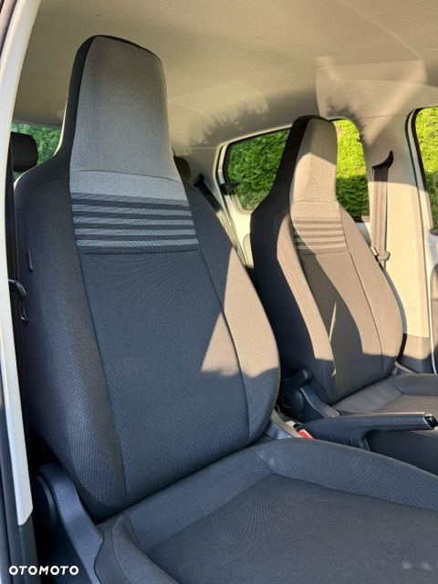 Volkswagen up! 1.0 move - 18