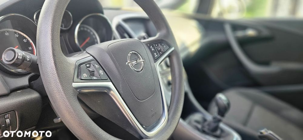 Opel Astra 1.6 Sports Tourer - 13