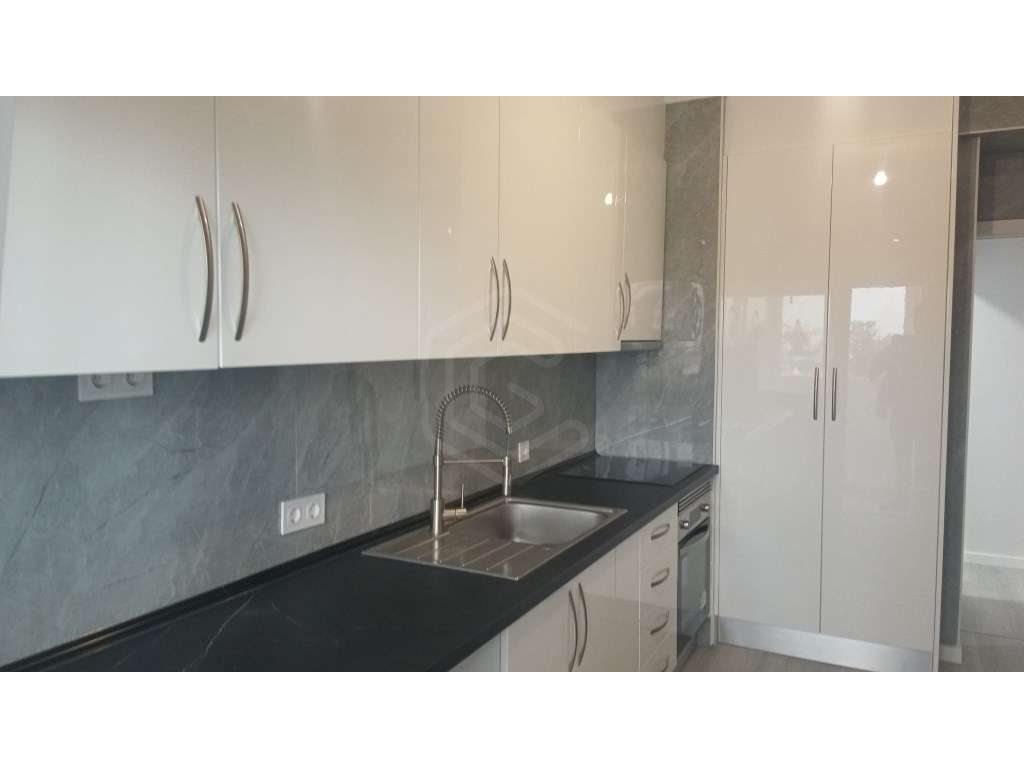 Apartamento T2 em Quarteira - Grande imagem: 5/25