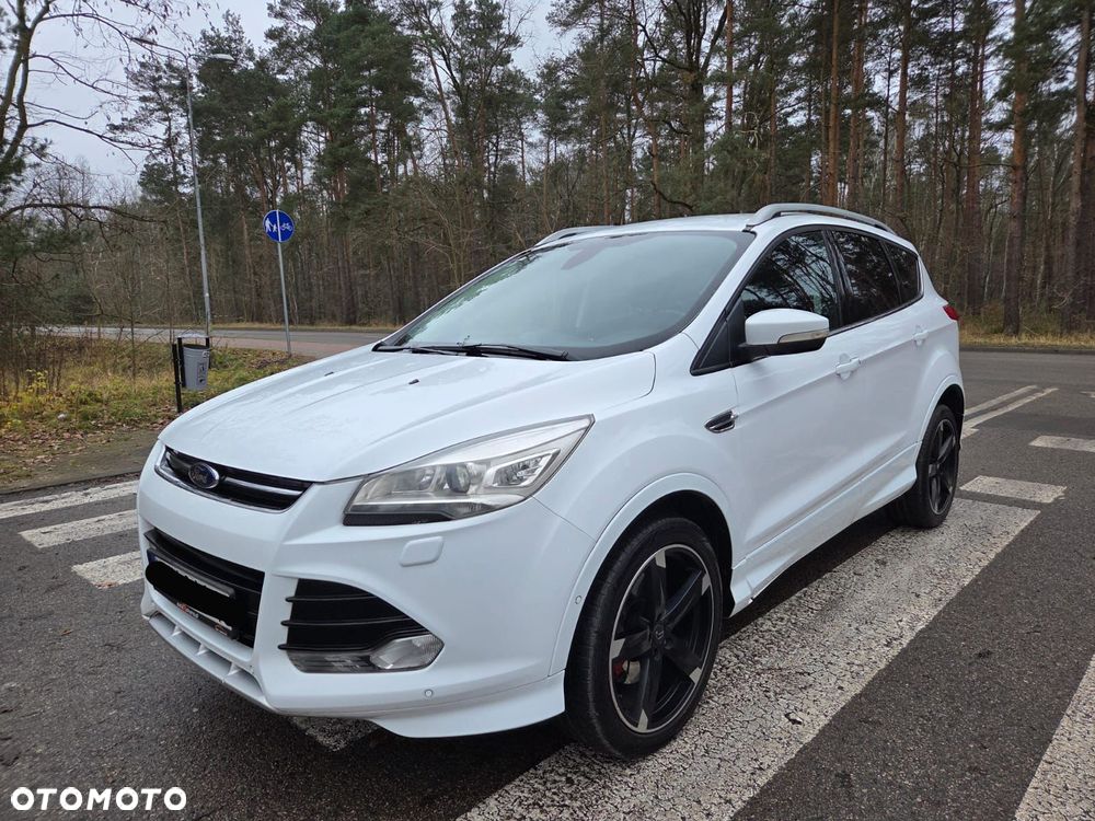 Ford Kuga - 2