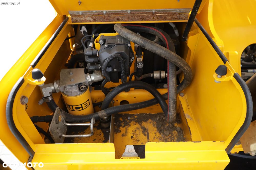JCB 220X - 30