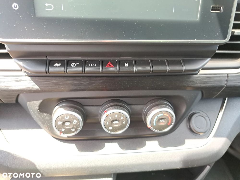Renault Trafic - 19
