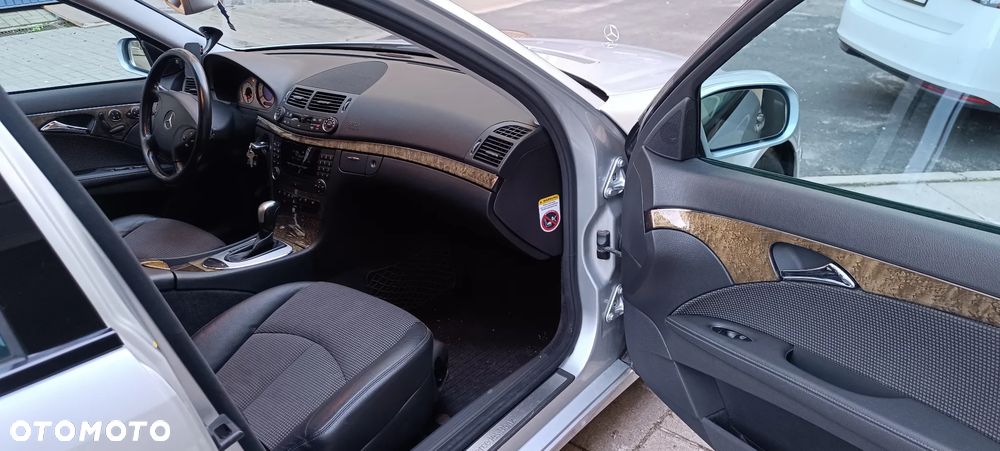Mercedes-Benz Klasa E 200 Kompressor Automatik Avantgarde - 17