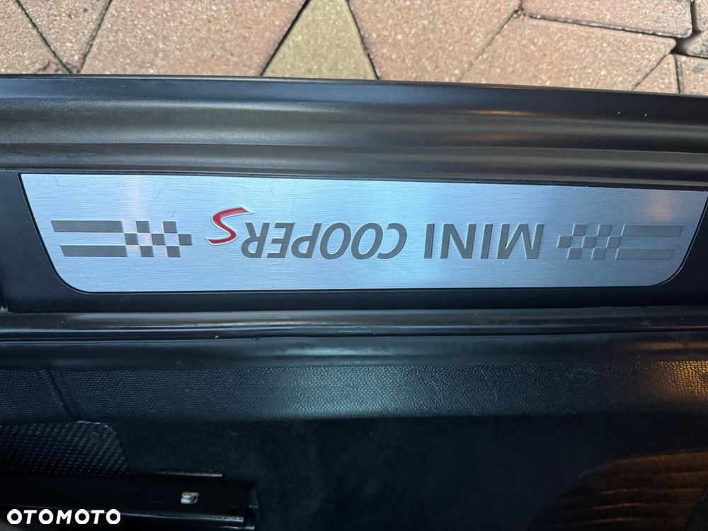 MINI Countryman - 25