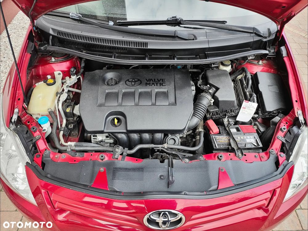 Toyota Auris 1.6 Life+ - 23