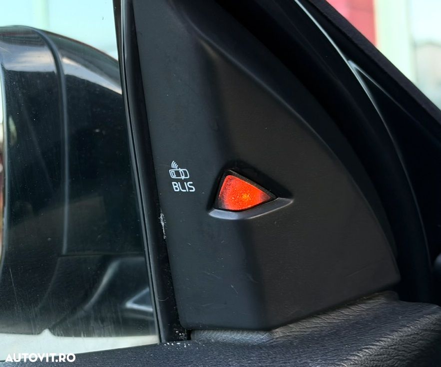 Volvo V40 - 34