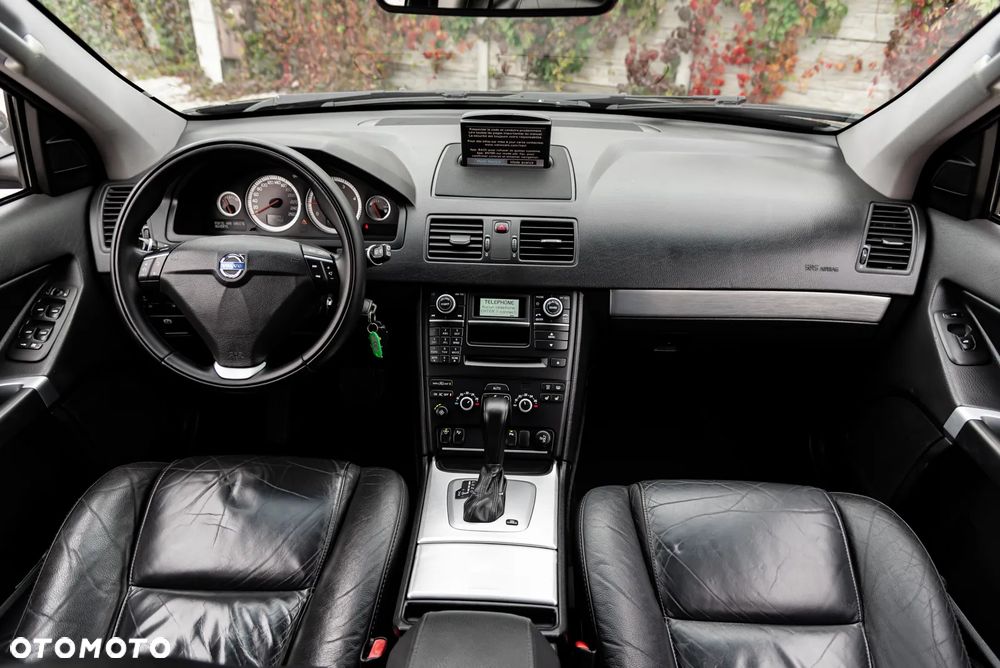 Volvo XC 90 D5 AWD Geartonic Executive - 26