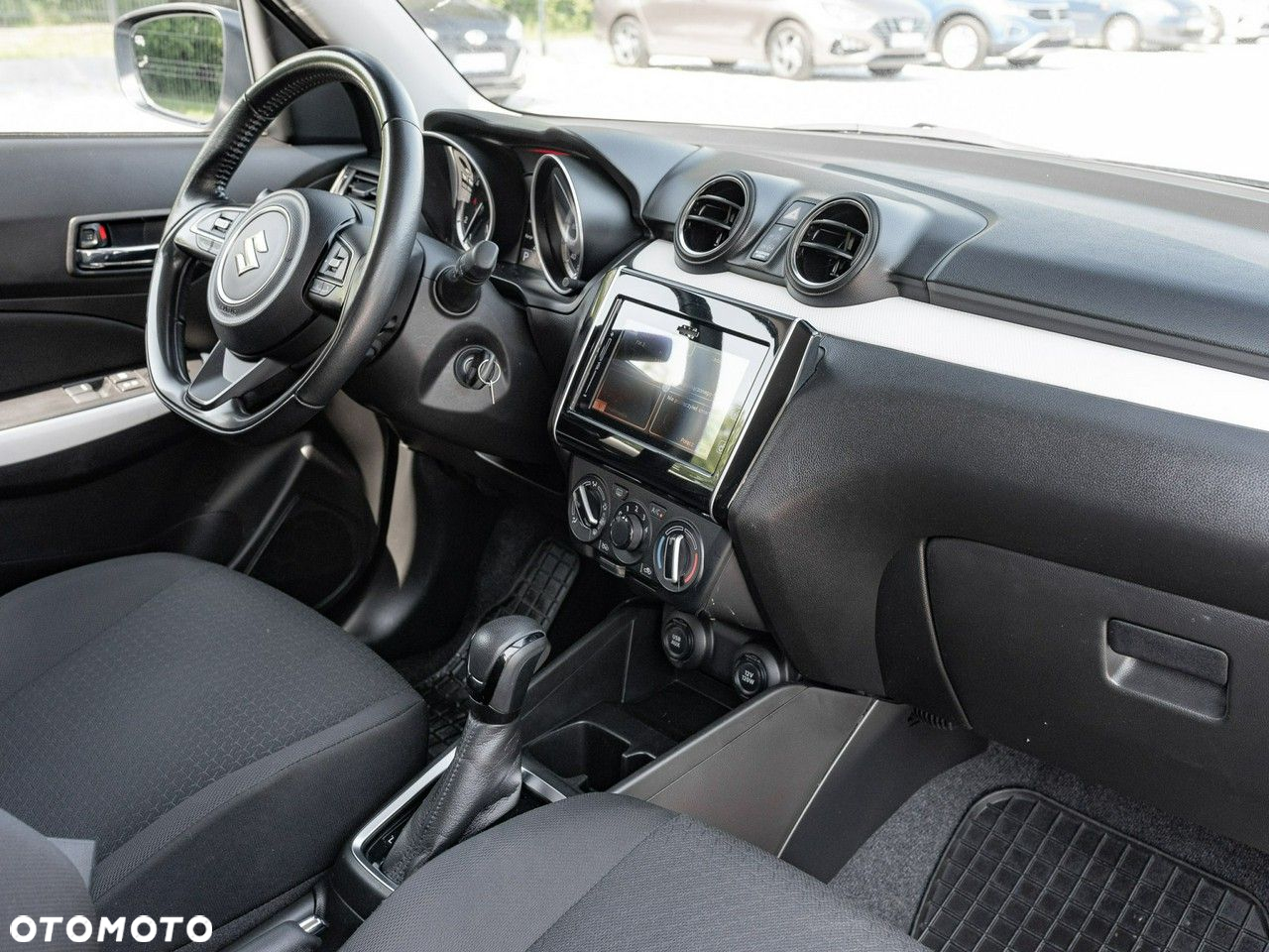 Suzuki Swift - 35