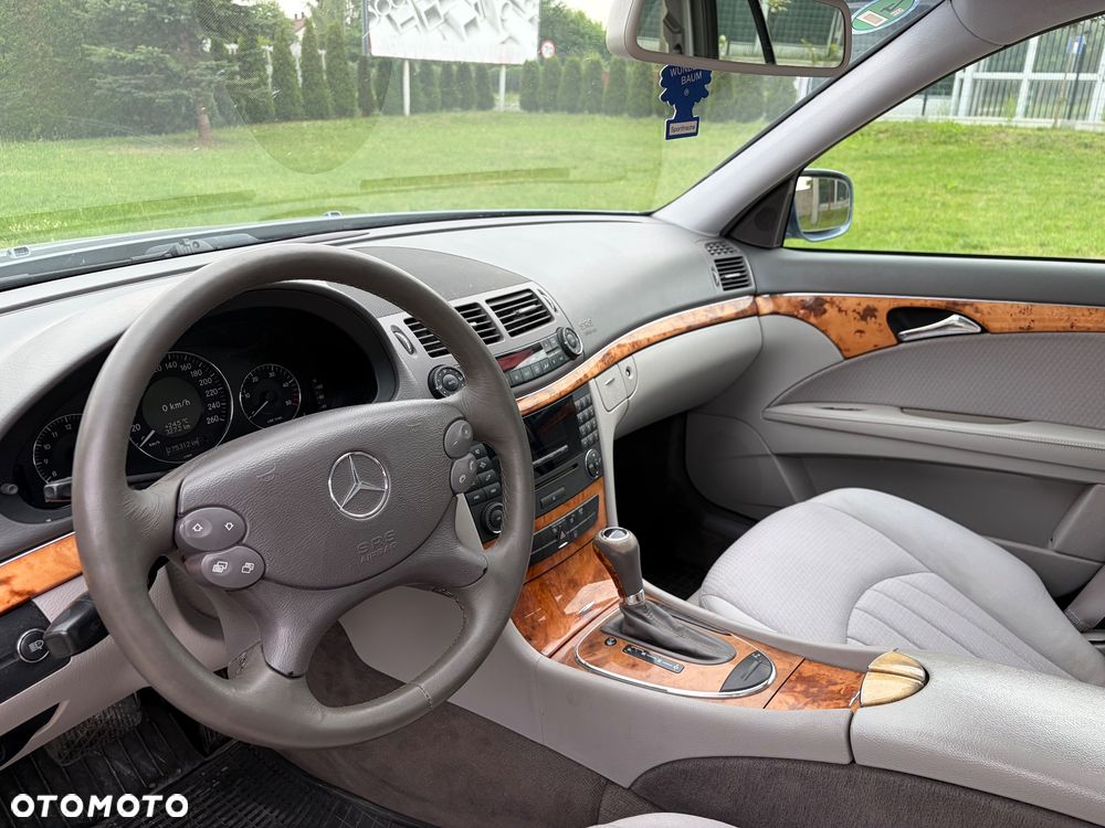 Mercedes-Benz Klasa E 220 CDI Automatik Elegance - 14