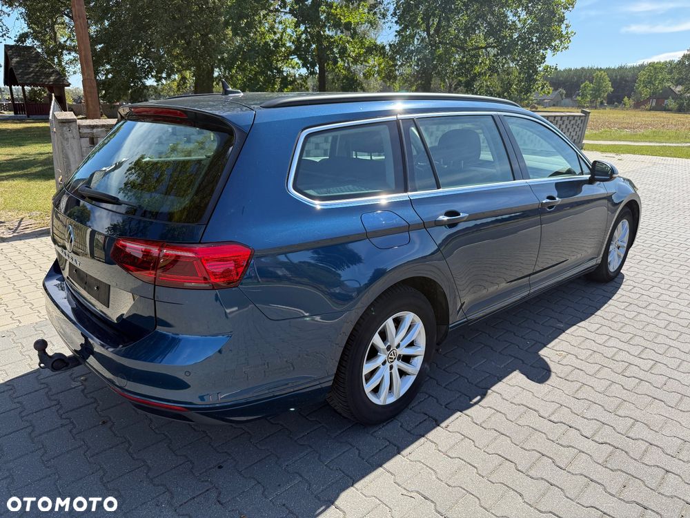 Volkswagen Passat - 3