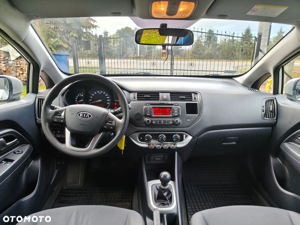 Kia Rio 1.2 XL - 11