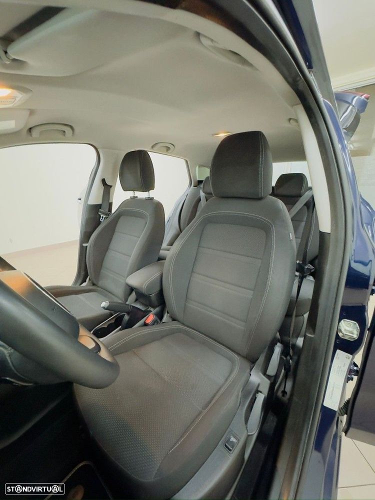 Fiat Tipo Station Wagon 1.3 M-Jet Lounge - 21