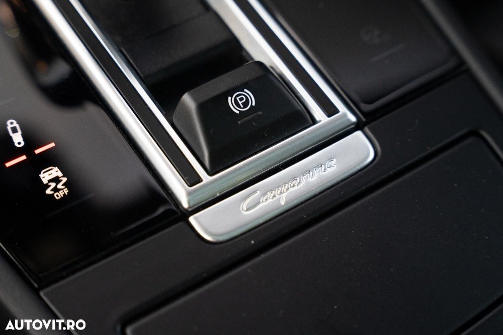 Porsche Cayenne Turbo - 28