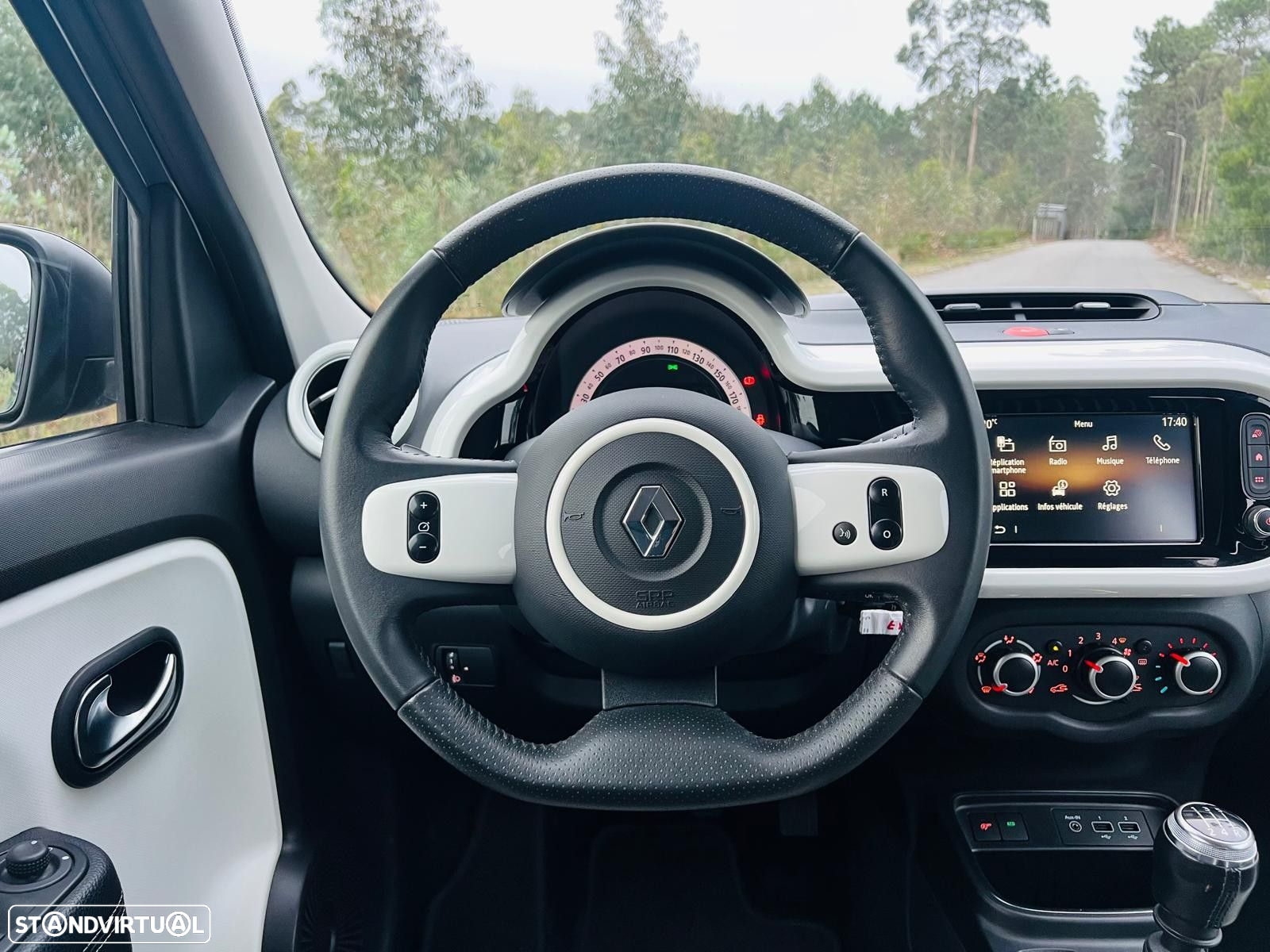 Renault Twingo 0.9 TCe Exclusive - 31