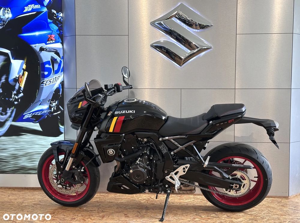 Suzuki GSX - 8