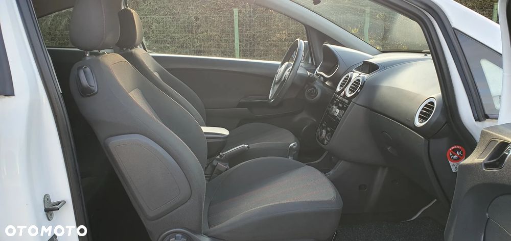 Opel Corsa 1.2 16V Cosmo EasyTronic - 11