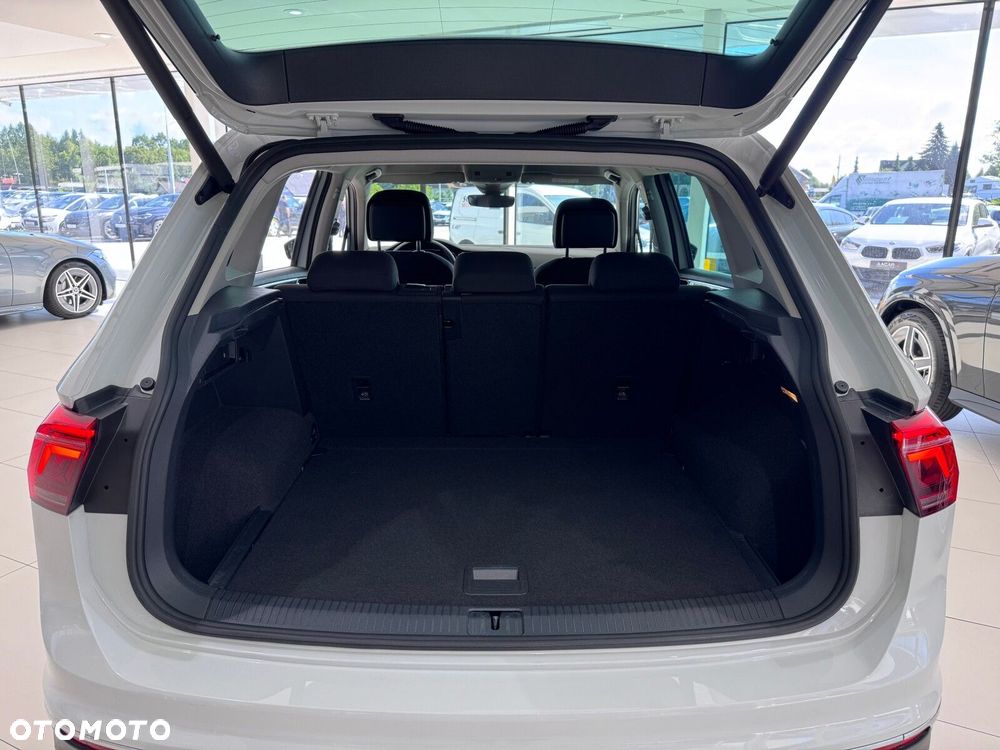 Volkswagen Tiguan - 18