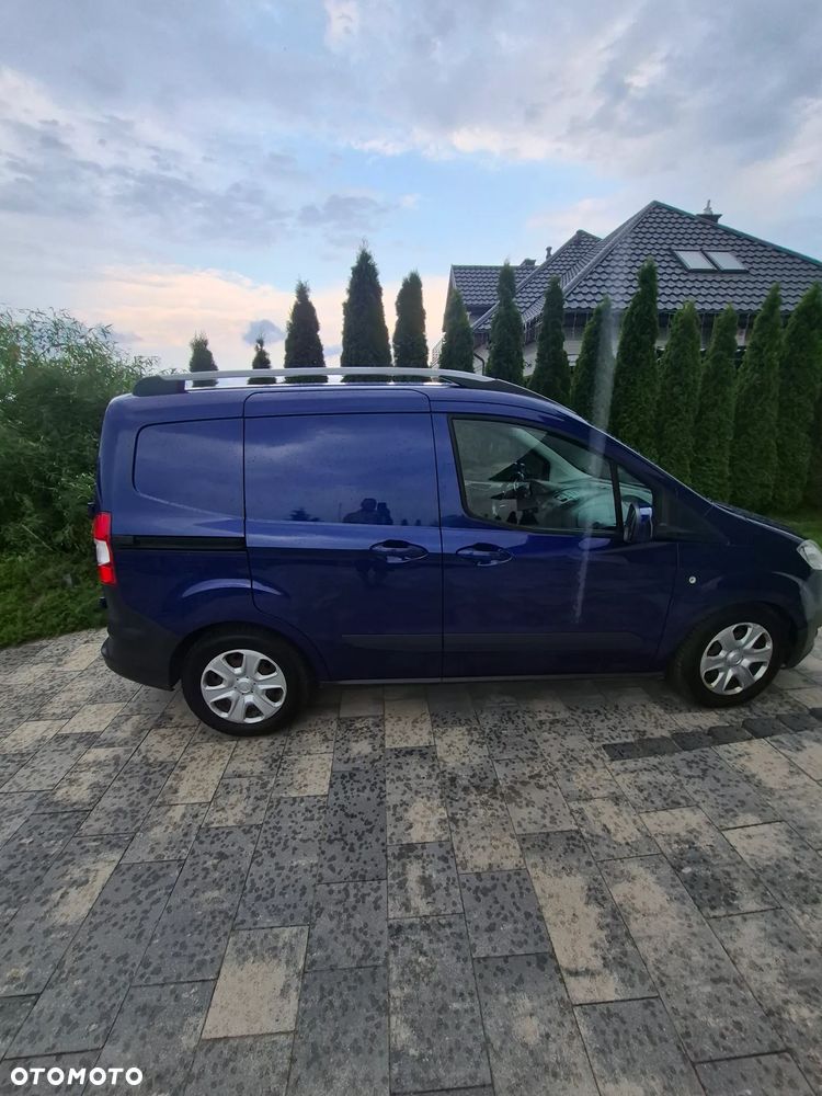 Ford Transit Courier - 5