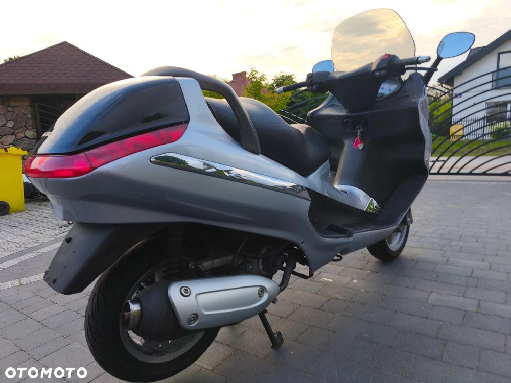 Piaggio X8 - 9