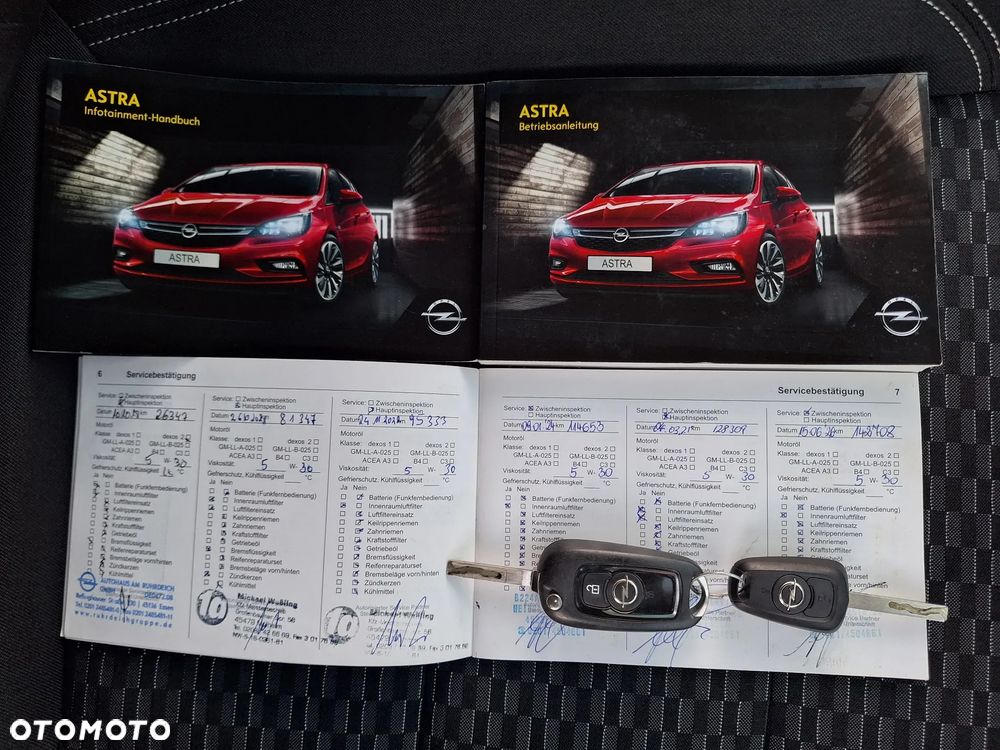 Opel Astra - 38